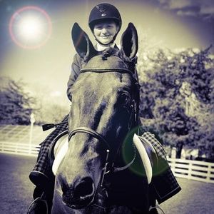 Meet your Posher, Alyssa